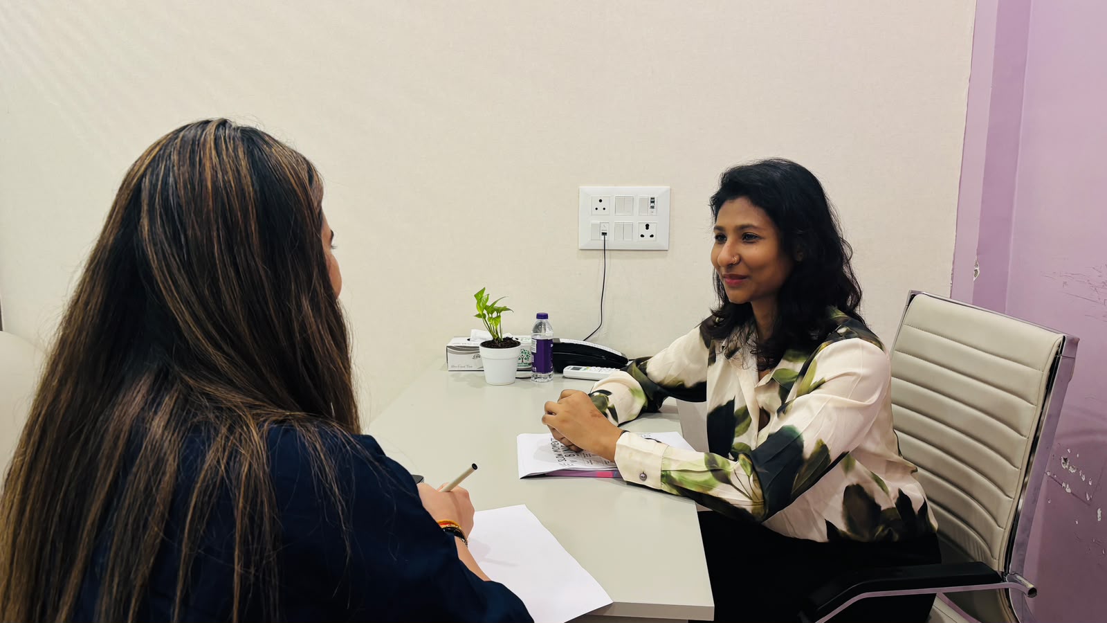 Monalisa Dutta in a counseling session at Renaissance.